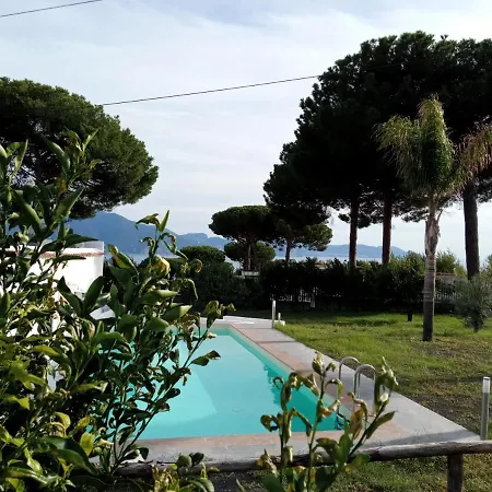 Vesuvio Casa De Charme Bed & Breakfast Trecase